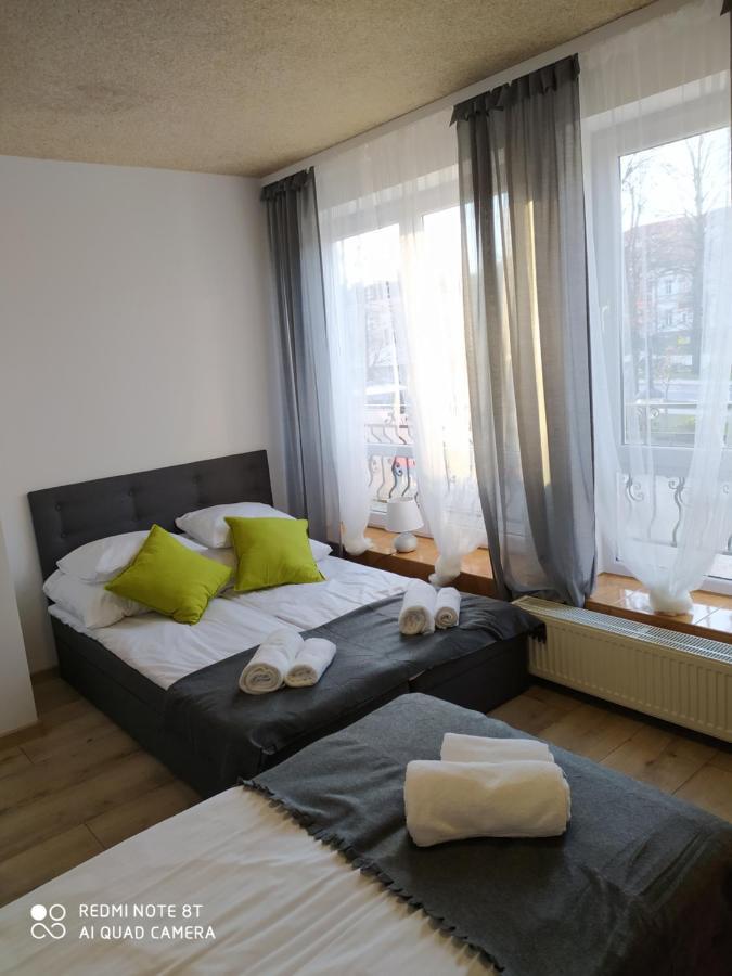 Apartamenty Katarina 우스트르치키 돌네 외부 사진