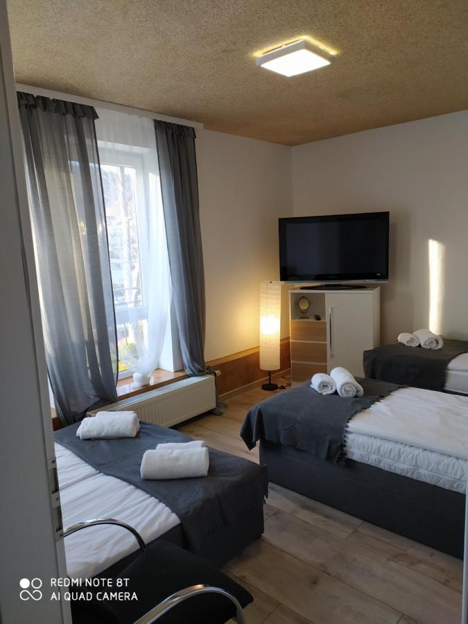 Apartamenty Katarina 우스트르치키 돌네 외부 사진