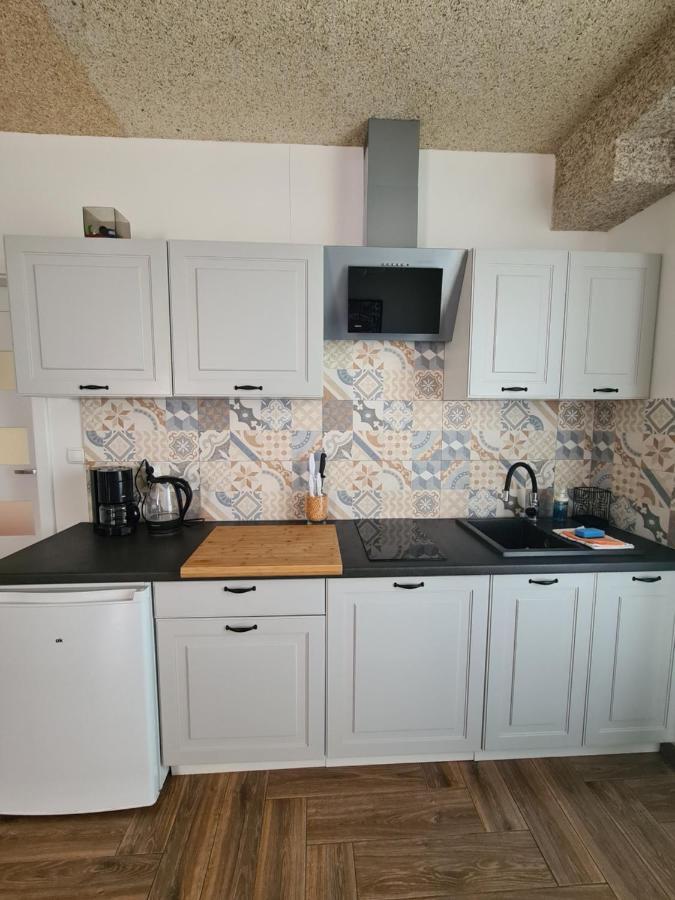 Apartamenty Katarina 우스트르치키 돌네 외부 사진